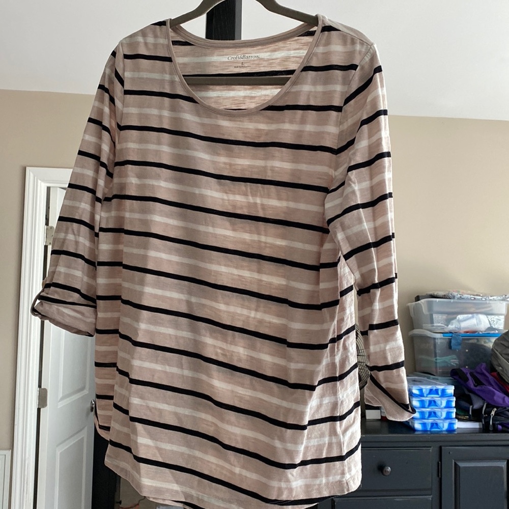 Croft &barrow 3/4 sleeve shirt